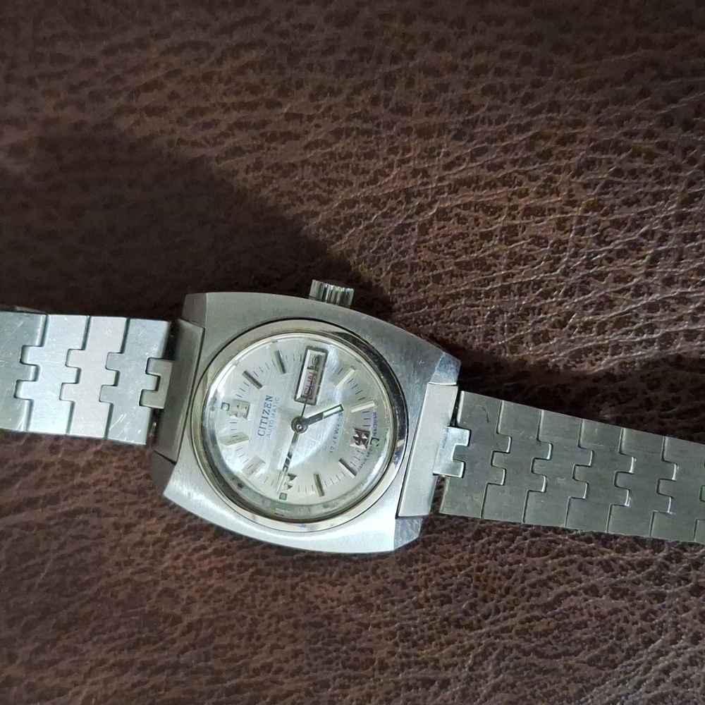 Citizen watch